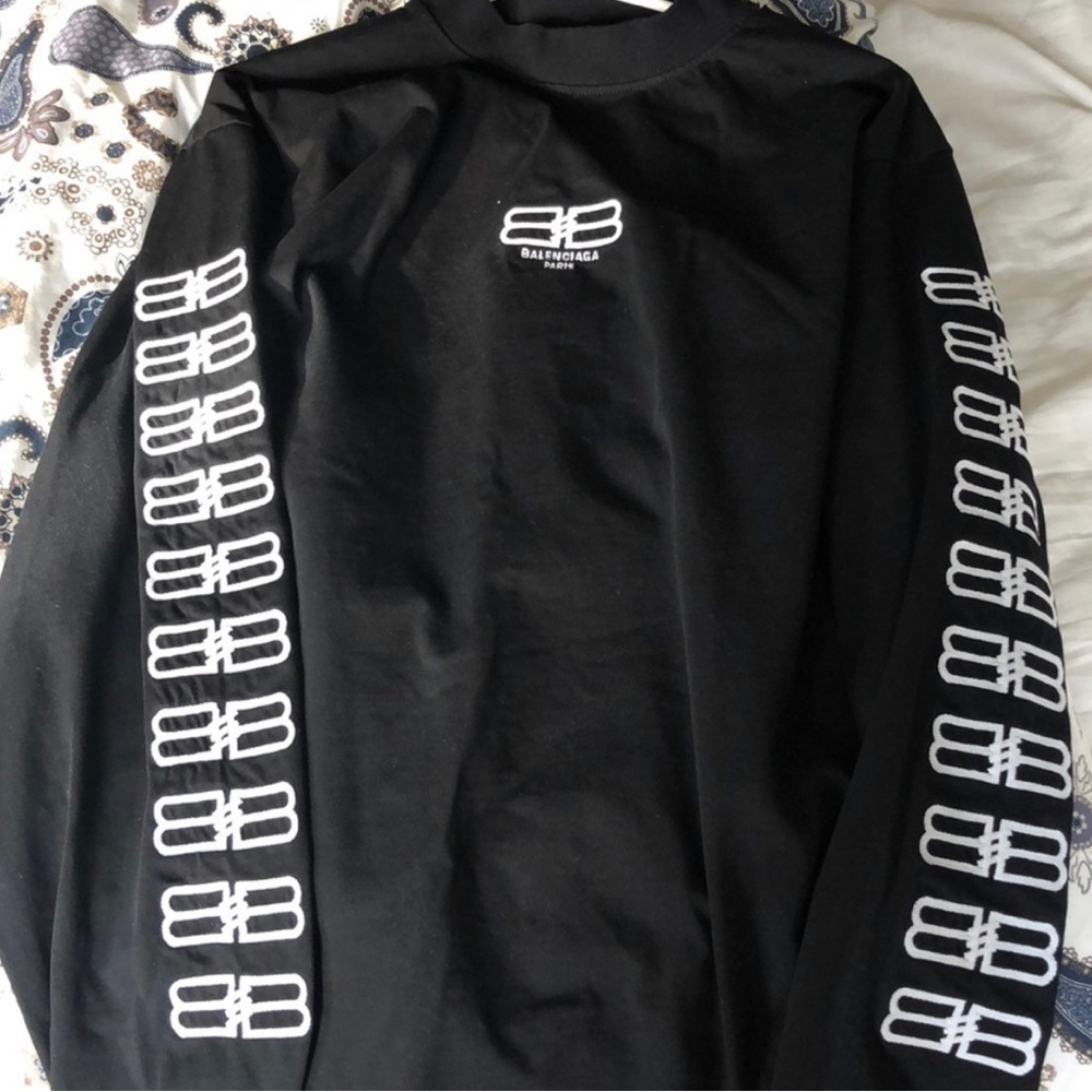 Reposhed: BB Paris Icon Long Sleeve T-Shirt.